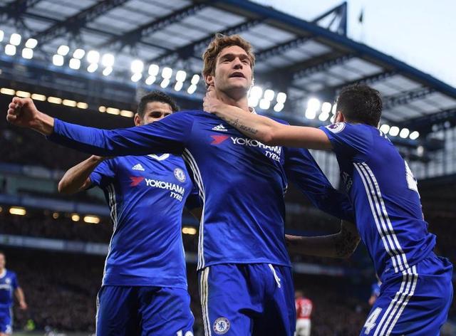 表现突出 表现突出