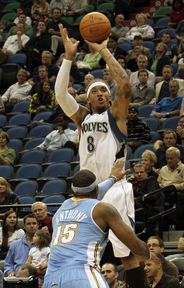 也再次向球 也再次向球