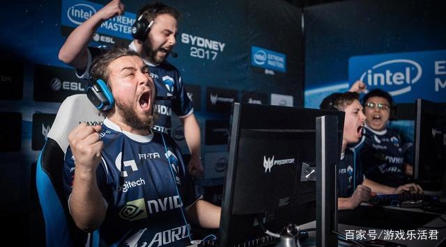 场风字牌 场风字牌