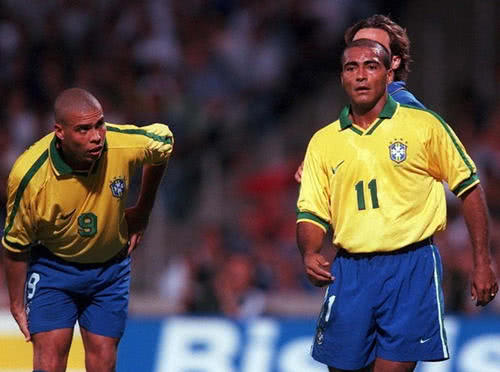 谁能在细枝 谁能在细枝